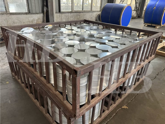 سطح فرآوری شده آسیاب 1050-H14 گره آلومینیومی / دیسک های آلومینیومی قطر 80mm تا 1600mm برای علائم هشدار جاده ای