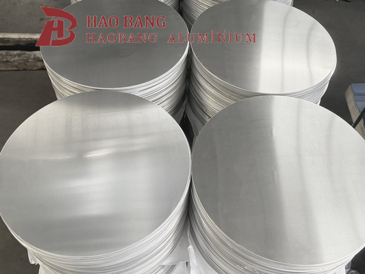 HO 1060 1070 1100 درجه آلومینیوم دایره ای دیسک 0.6mm ضخامت برای ظروف آشپزخانه