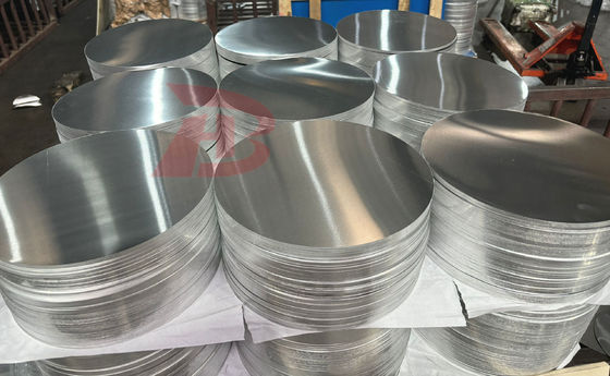 دیسک آلومینیومی سطح بالا 1050/3003 آلیاژ O H12 دمای CC DC مواد مقاوم به شکاف های عمیق قطر سفارشی برای گلدان ها