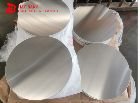 دایره ای از ورق های آلومینیومی بازتاب دهنده برای تخته های علامت
