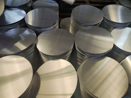 دیسک آلومینیومی سطح بالا 1050/3003 آلیاژ O H12 دمای CC DC مواد مقاوم به شکاف های عمیق قطر سفارشی برای گلدان ها