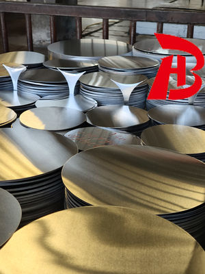 دایره‌های آلومینیومی با اندازه و پرداخت قابل تنظیم، با کیفیت کشش عمیق و سطح پرداخت شده کارخانه‌ای